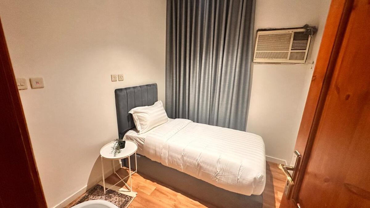 بسطح خاص قريب المسجد النبوي 401 دخّول ذاتي Self Check In Apartment *