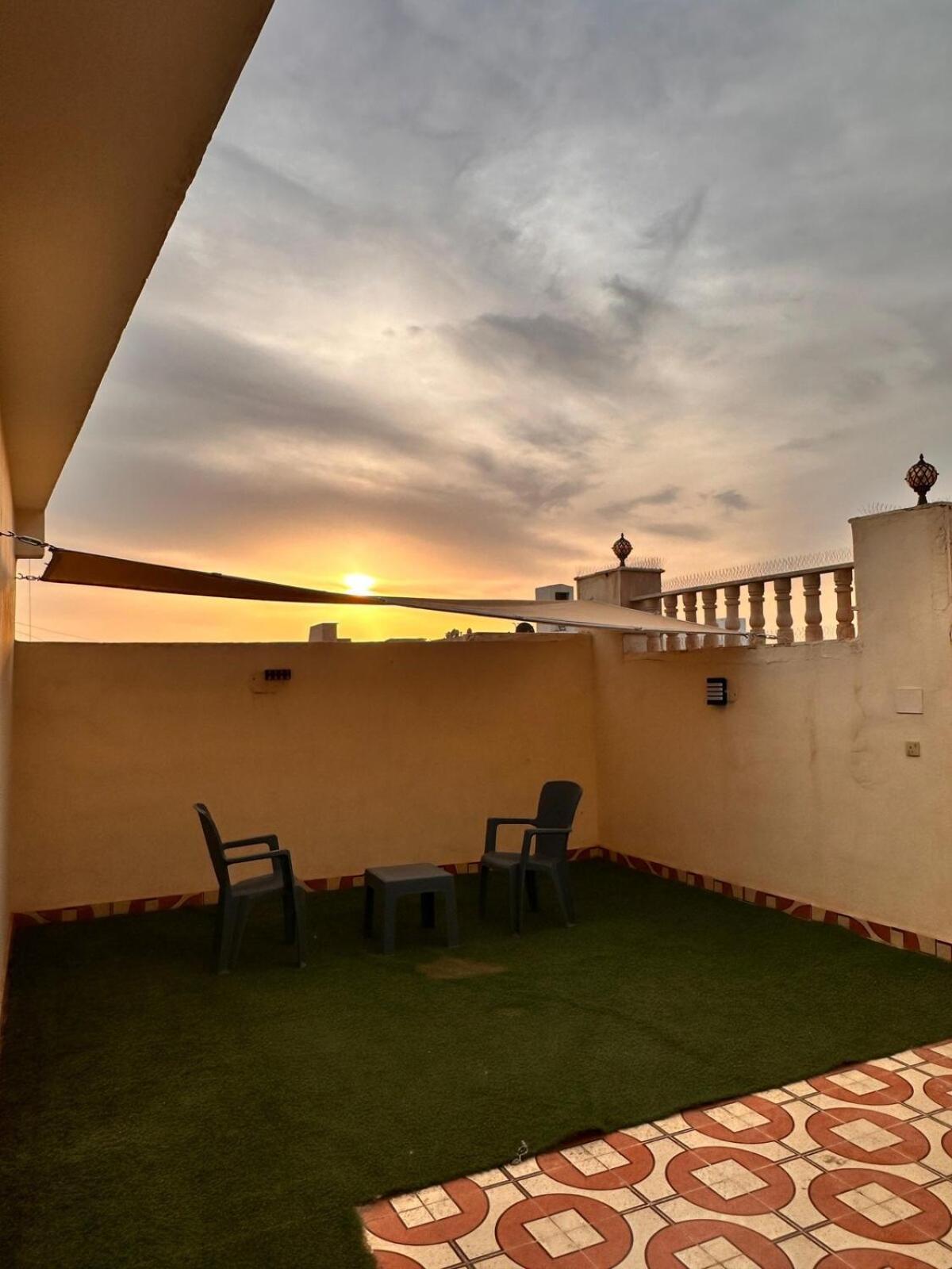 بسطح خاص قريب المسجد النبوي 401 دخّول ذاتي Self Check In * Medina
